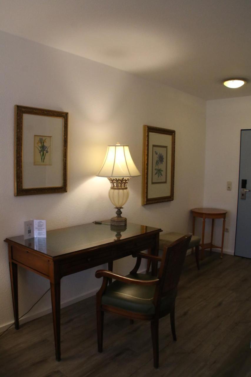 Gaestehaus Bavaria เรเกนส์บวร์ก ภายนอก รูปภาพ