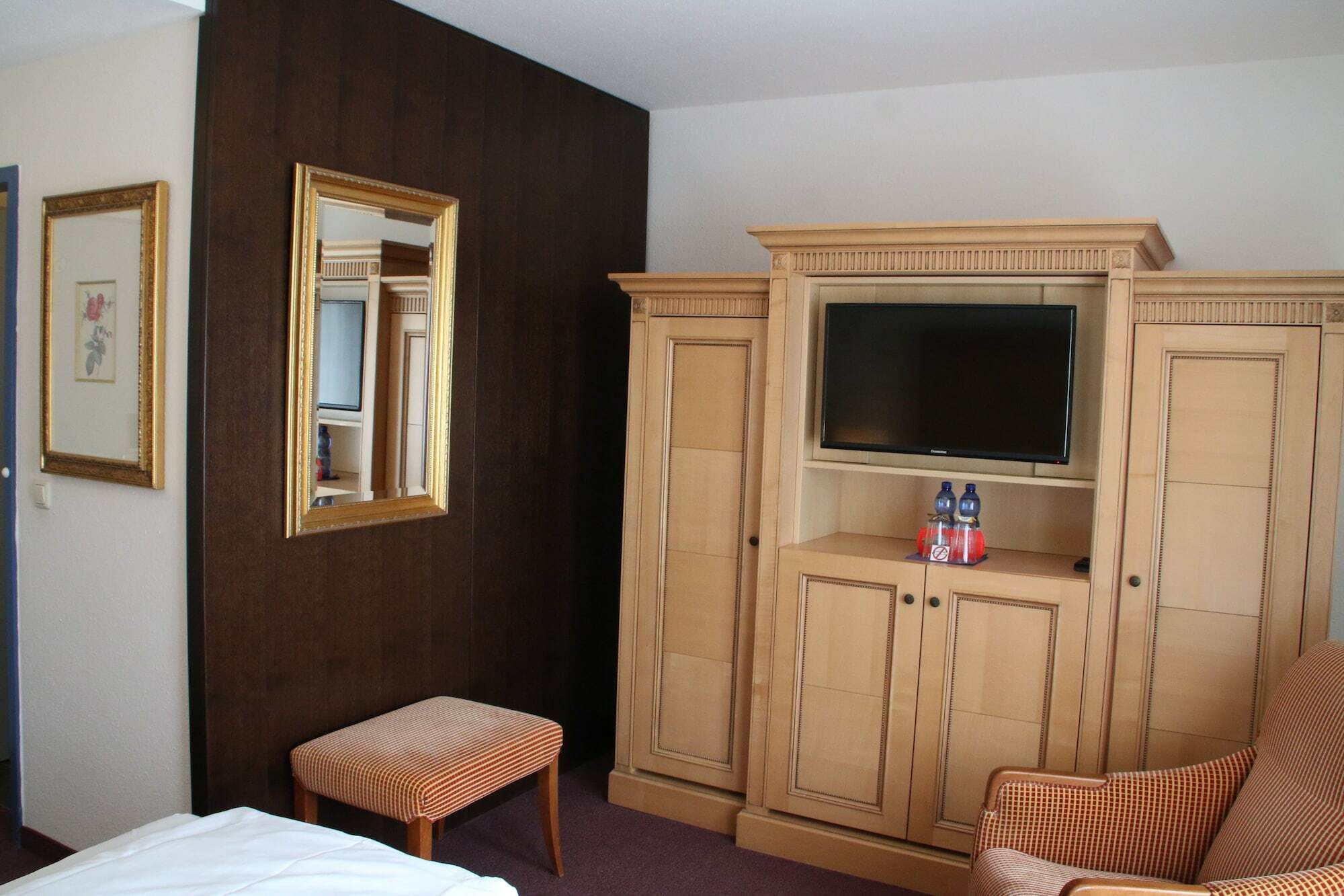 Gaestehaus Bavaria เรเกนส์บวร์ก ภายนอก รูปภาพ
